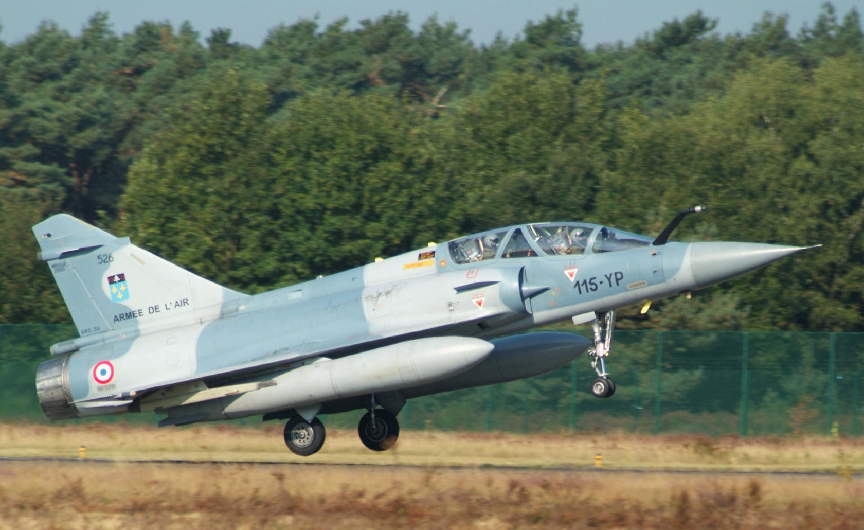 526_115-YP_an_AMD_Mirage_2000B_of_EC.02.005_ILE_DE_FRANCE_based_at_BA115_at_Orange-Caritat_near_Avignon_in_the_South_of_France_(3937524410).jpg